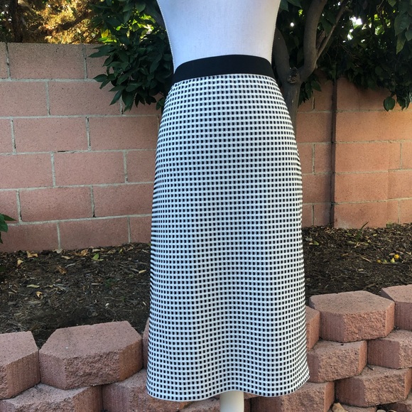 Alfani Dresses & Skirts - Alfani Black & White Checkered Pencil Skirt XXL